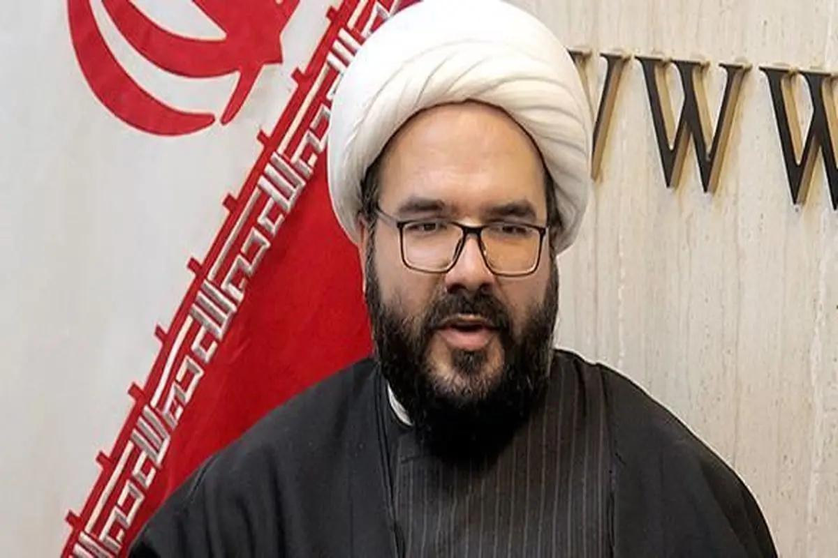 نماینده روحانی مجلس: مسئولان به من می گویند با واتس آپ به هم زنگ بزنیم

