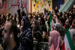 خوشحالی زنان پس از گل ایران به بلژیک + عکس