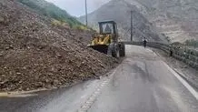 هشدار! سیلاب و ریزش سنگ در جاده چالوس