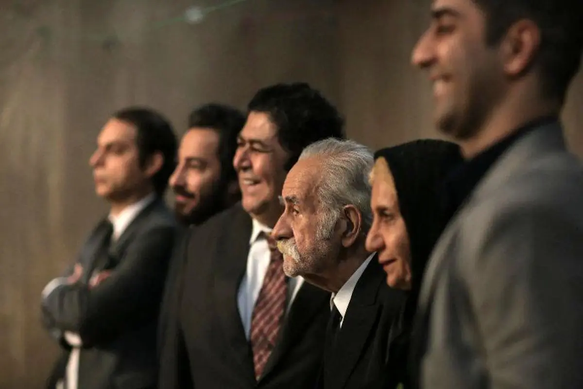 درخواست اکران تمام فیلم‌های توقیفی
