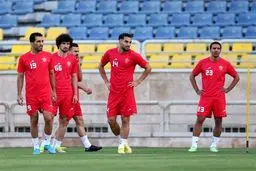 پوستر پرسپولیس برای بازی با تراکتور