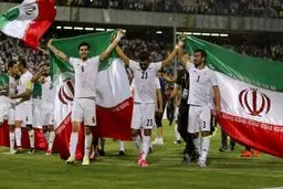 اهتزاز پرچم همبستگی ملی