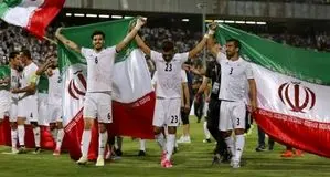 اهتزاز پرچم همبستگی ملی