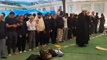 حضور عراقچی در نماز اربعین یکی از مواکب