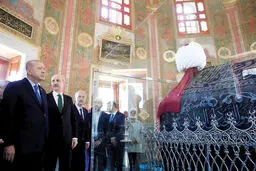 تخریب دموکراسی