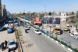 با فعالیت شبانه‌روزی نیروهای امدادی خیابان پیروزی بازگشایی شد 