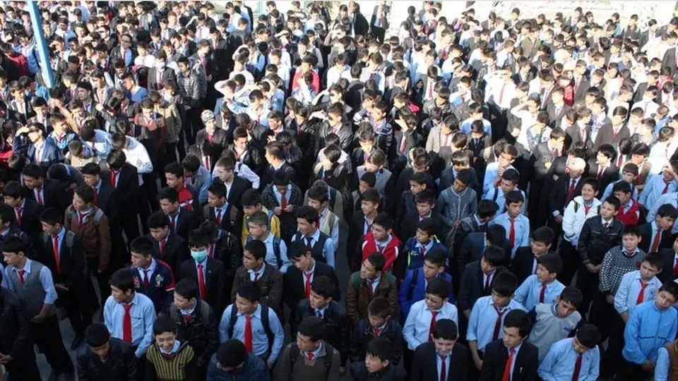 ممنوعیت بستن کراوات در مدارس کابل از سوی طالبان