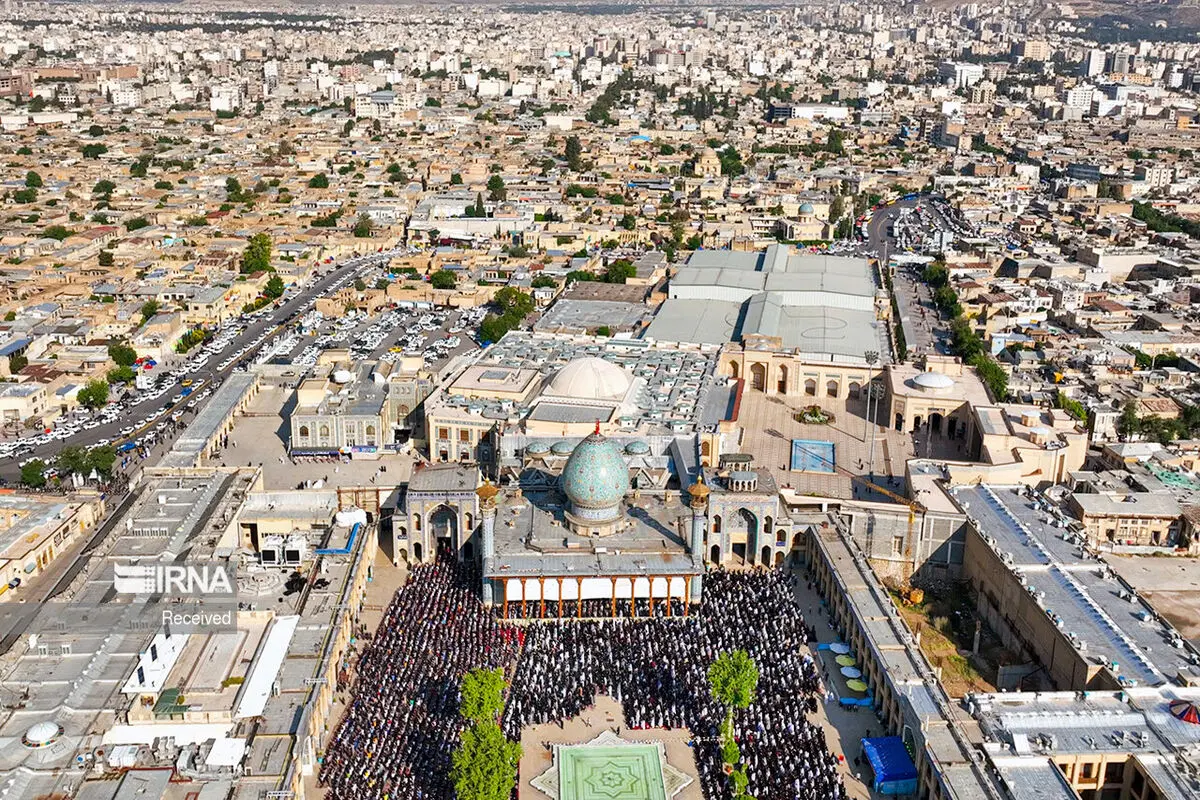اقامه نماز عید سعید فطر در مصلای تهران