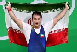 حمل پرچم توسط وزنه‌برداران ممنوع شد