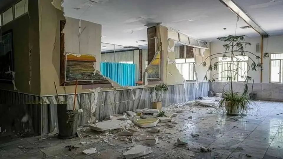 آخرین وضعیت سلامتی دکتر مکارم که در موشکباران زندان اوین آسیب دید