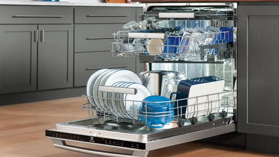 بررسی ویژگی‌ها و عملکرد ماشین ظرفشویی جی پلاس: بهترین گزینه برای خانه‌های مدرن