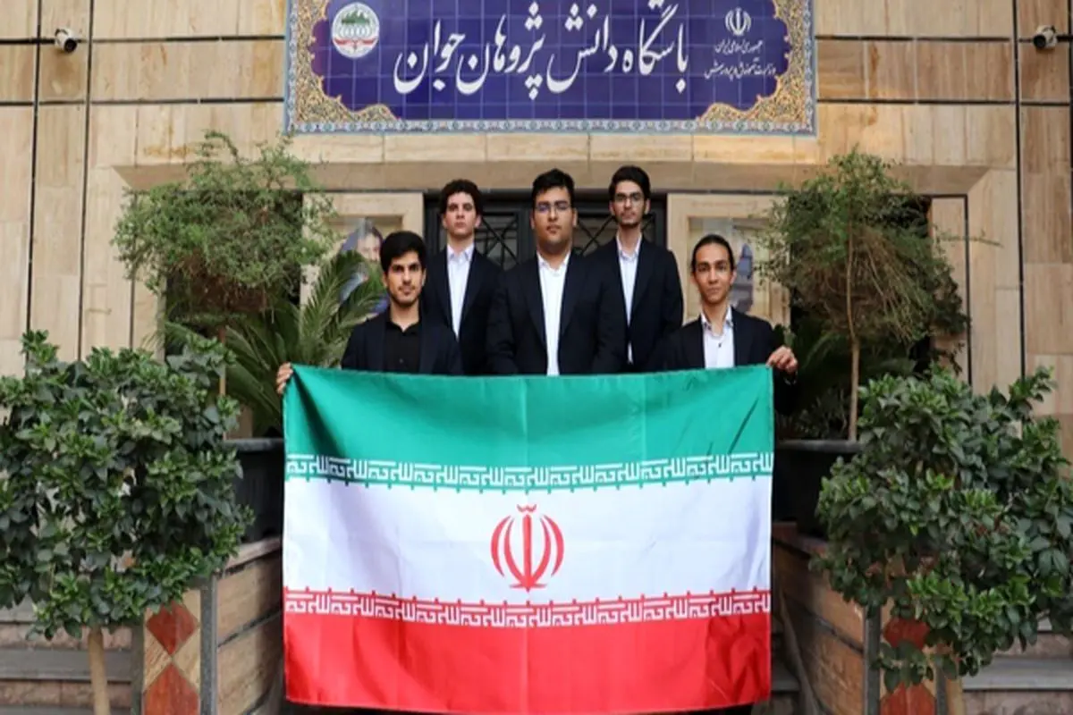 تیم ملی المیپاد اقتصاد ۴ مدال دریافت کرد / ایران بهترین نمره مالی را کسب کرد 