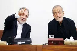 دیپلمات پاستور‌پسند