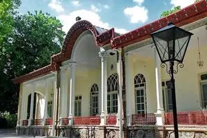 توقف خدمات کنسولی سفارت ایتالیا در تهران