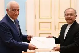سفیر جدید ایران استوارنامه خود را به رئیس جمهور ارمنستان تقدیم کرد


