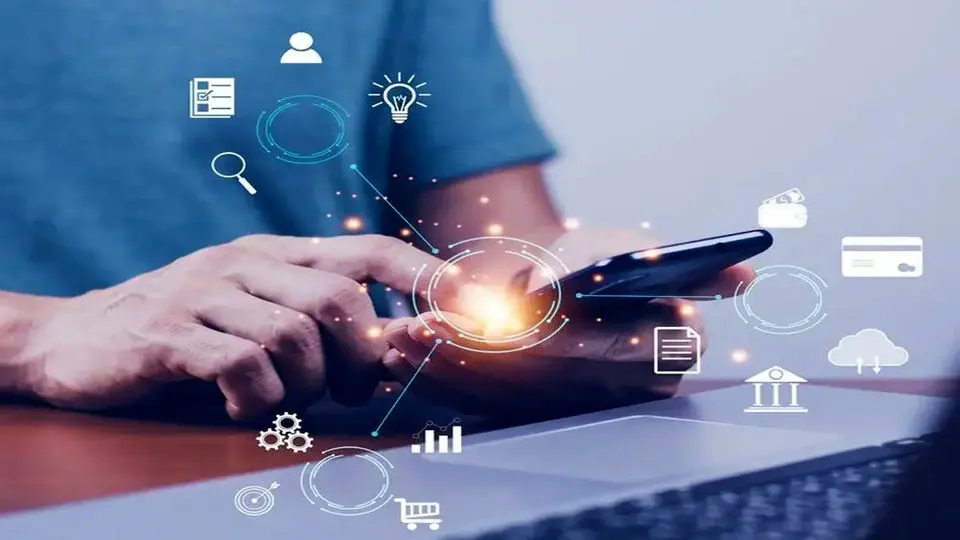 هویت در گرو سنت