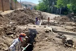 آغاز عملیات تعویض 6 کیلومتر شبکه توزیع آب در روستاهای تویسرکان