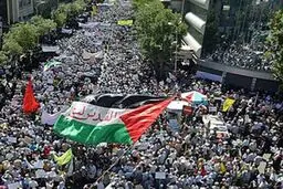 علی العهد یا قدس