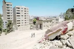 زندگی زیر آتش