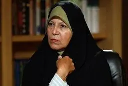 فائزه هاشمی همچنان در بازداشت به سر می‌برد