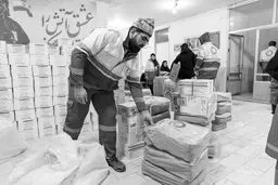 آنهایی که کنار مردم هستند