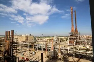 حمله هوایی آمریکا - صهیونی به مجتمع پتروشیمی مرودشت و مهار آتش