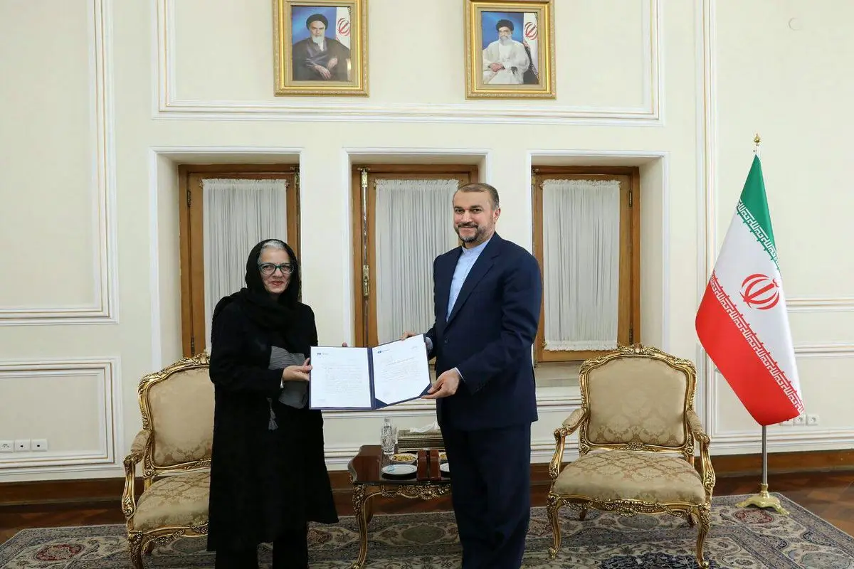 أمیر عبداللهیان یلتقی مدیرة مکتب الیونسکو الإقلیمی فی ایران