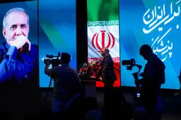 المناظرة الخامسة والأخیرة قبل انتخابات الرئاسة الإیرانیة… نقاش بدون ضجة