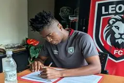 مدافع اکوادوری از چادرملو جدا شد