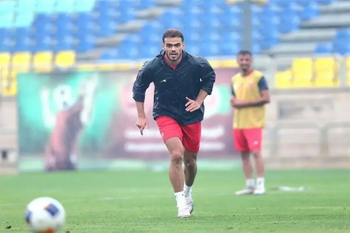 بمب اورونوف در سال جام جهانی؛ صف باشگاه‌های بزرگ برای بازیکن پرسپولیس