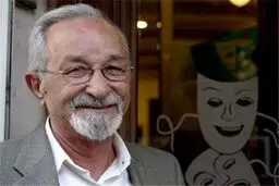 جعفر والی دوباره صحنه را  زندگی می‌کند

