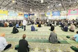 نمازجمعه پرحاشیه  با حضور صدیقی