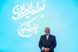 ظریف در کاشان: یک اقلیت کوچک نمی‌خواهند بگذارند مردم حرف حق را بشنوند