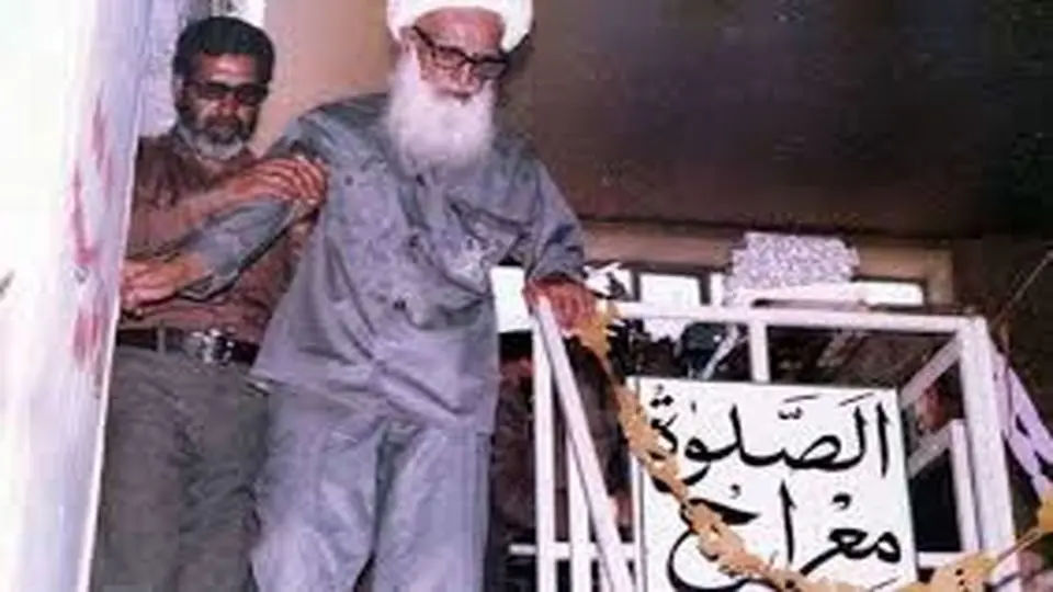 آیت‌الله اشرفی اصفهانی در میان فرماندهان جنگ؛ از محسن رضایی تا شهید صیاد شیرازی + عکس