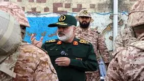 فرمانده نیروی زمینی سپاه: برخورد با متجاوز در هر سطحی بسیار سریع و کوبنده خواهد بود