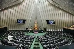 هیئت نظارت موظف به پاسخ‌گویی درباره شاسی‌بلندها نیست
