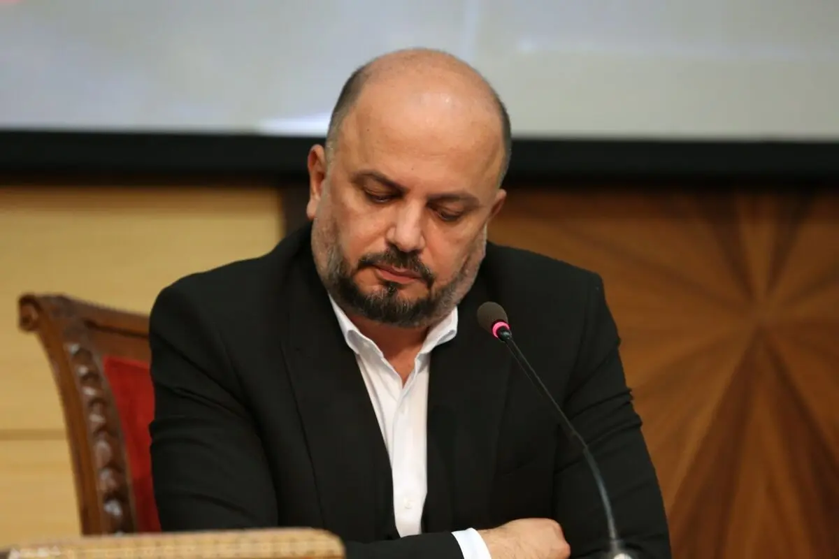 واکنش تند دبیر انجمن واردکنندگان موبایل به رجیستری آیفون ۱۴: رفع ممنوعیت، غیرممکن است

