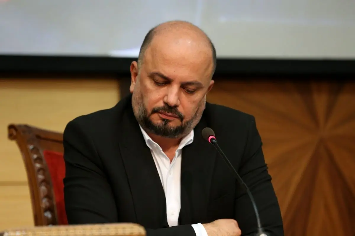 واکنش تند دبیر انجمن واردکنندگان موبایل به رجیستری آیفون ۱۴: رفع ممنوعیت، غیرممکن است

