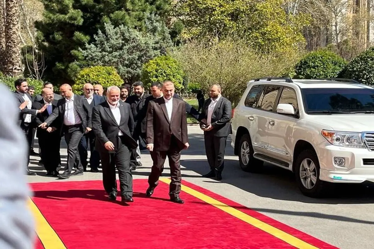 استقبال امیرعبداللهیان از هنیه در تهران

