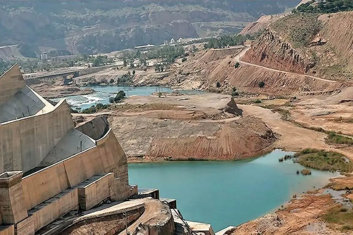 فرو رفتن روستاهای حاشیه سد گتوند خوزستان به زیر آب / ویدئو

