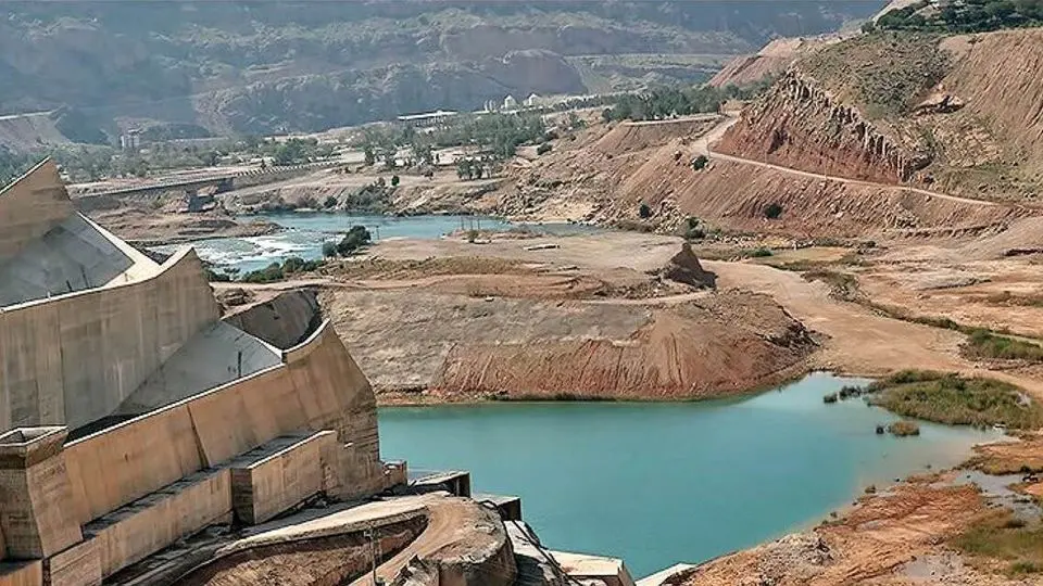 فرو رفتن روستاهای حاشیه سد گتوند خوزستان به زیر آب / ویدئو

