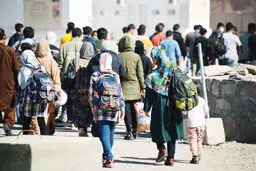 اتباع غیر‌مجاز رد مرز می‌شوند