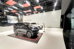 شوروم  BM CARS  در  ایران‌مال  افتتاح  شد
