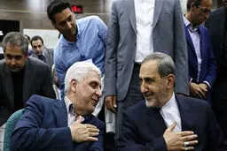 اتفاقی عجیب در دانشگاه آزاد/ خانه‌نشینی اجباری ۳۲هزار استاد حق‌التدریسی!

