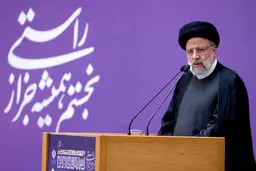 Raeisi thanks journalists for countering enemy's propaganda