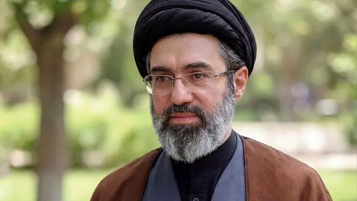 پیام رهبر انقلاب به مناسبت بازگشایی مدارس و دانشگاه‌ها/ مرزهای دانش را بشکنید و قله‌های پیشرفت را فتح کنید