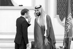 بلندپروازی‌های ولیعهد در پاریس