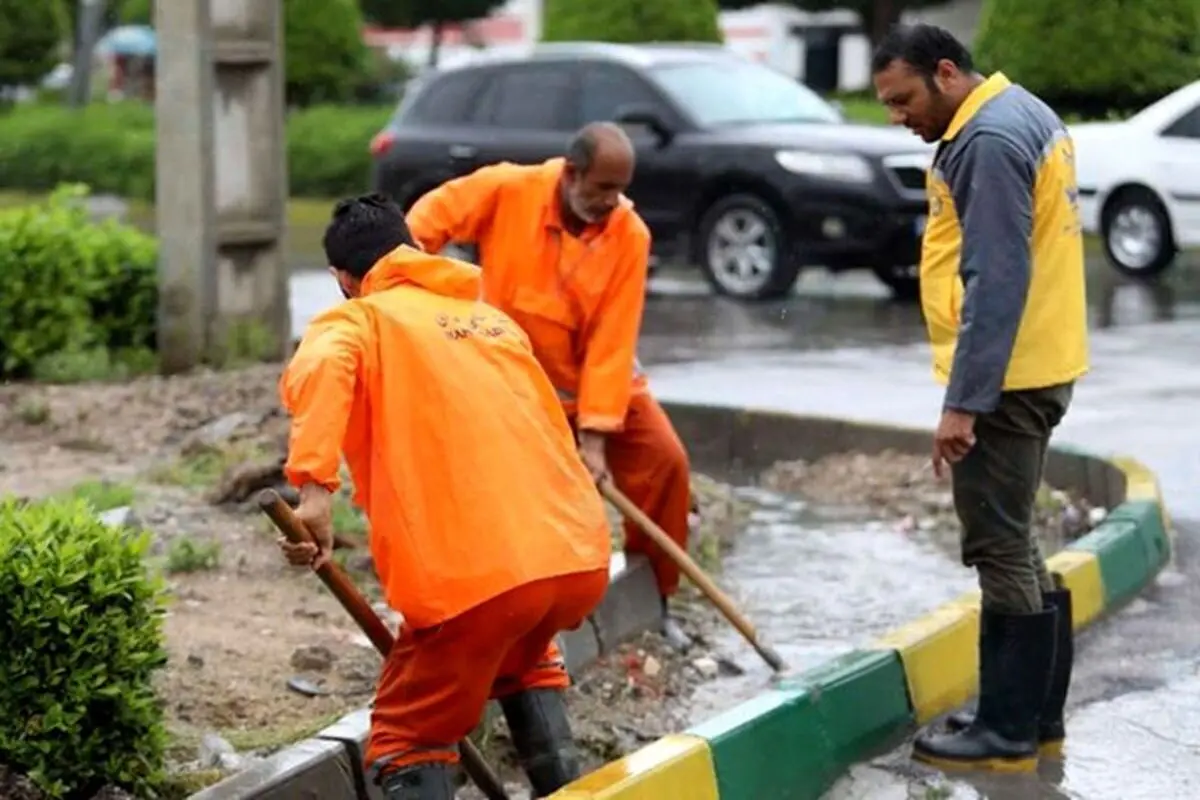 خودرو کارگر پاکبان را زیر گرفت