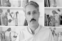 درگیر تصمیمات شخصی  آقای رئیس
