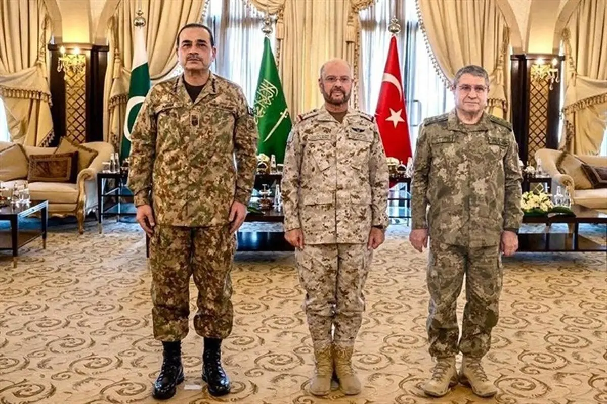 فرماندهان نظامی عربستان، پاکستان و ترکیه بر اجرای فوری توافق مکه تأکید کردند